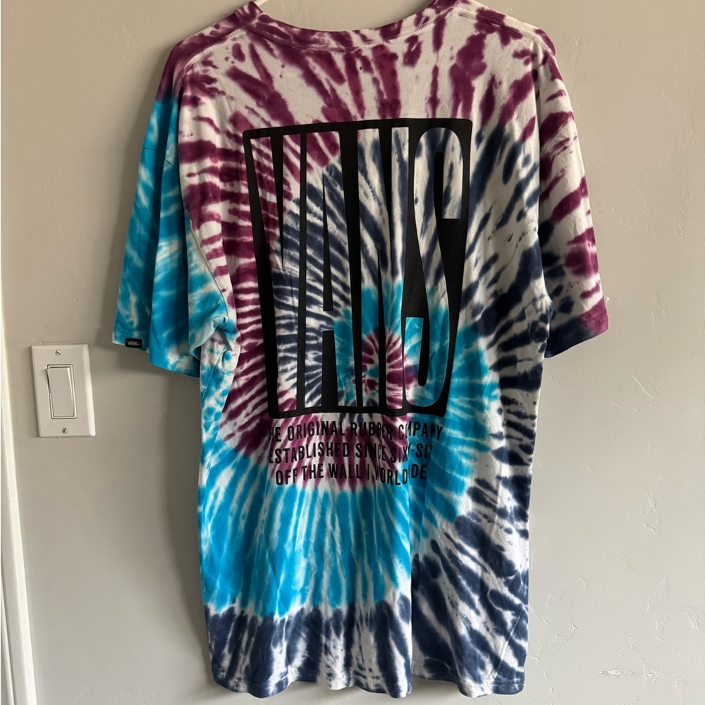 LIKE NEW VANS SHIRT SIZE LARGE - Picture 3 of 4